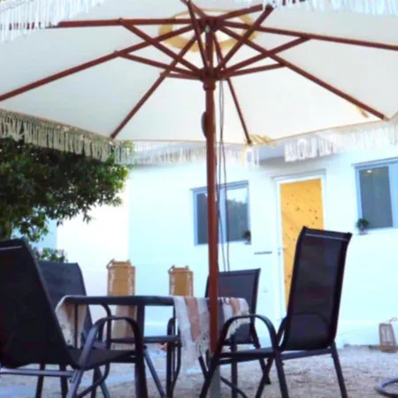 Hébergement de vacances Little 2