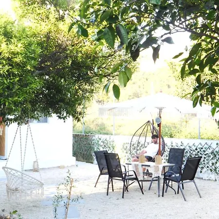 Hébergement de vacances Little 2 *