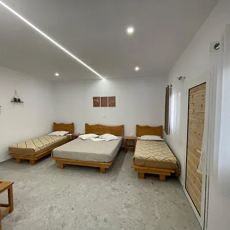 Little 2 * Χειμάρρα